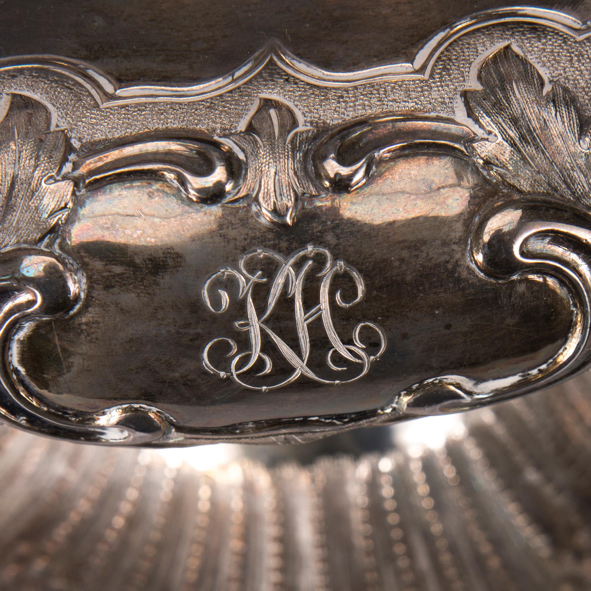 TEKANNA, silver, Irland, Dublin 1846, vikt 988 g.