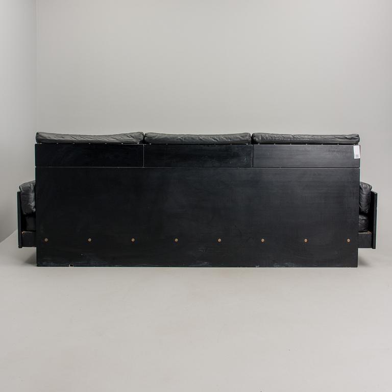 BEN AF SCHULTEN, soffa, modell 556, Artek, 1900-talets slut.