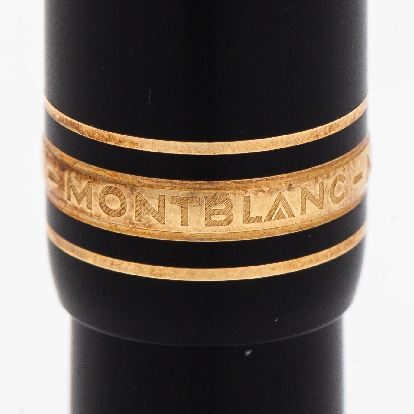 Montblanc, a Meisterstück fountain pen.