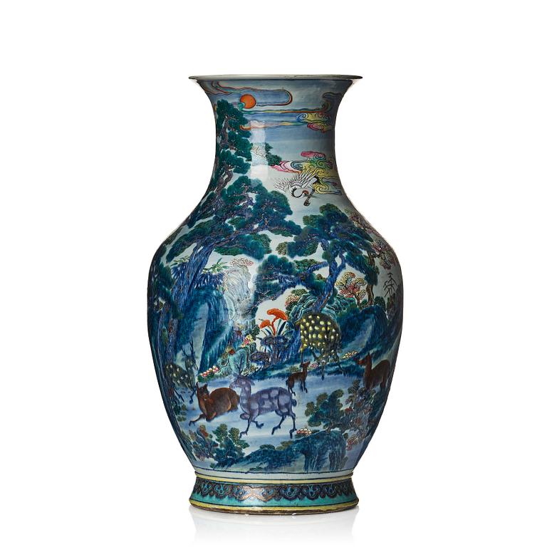 A large famille rose vase, Qing dynasty, circa 1800.