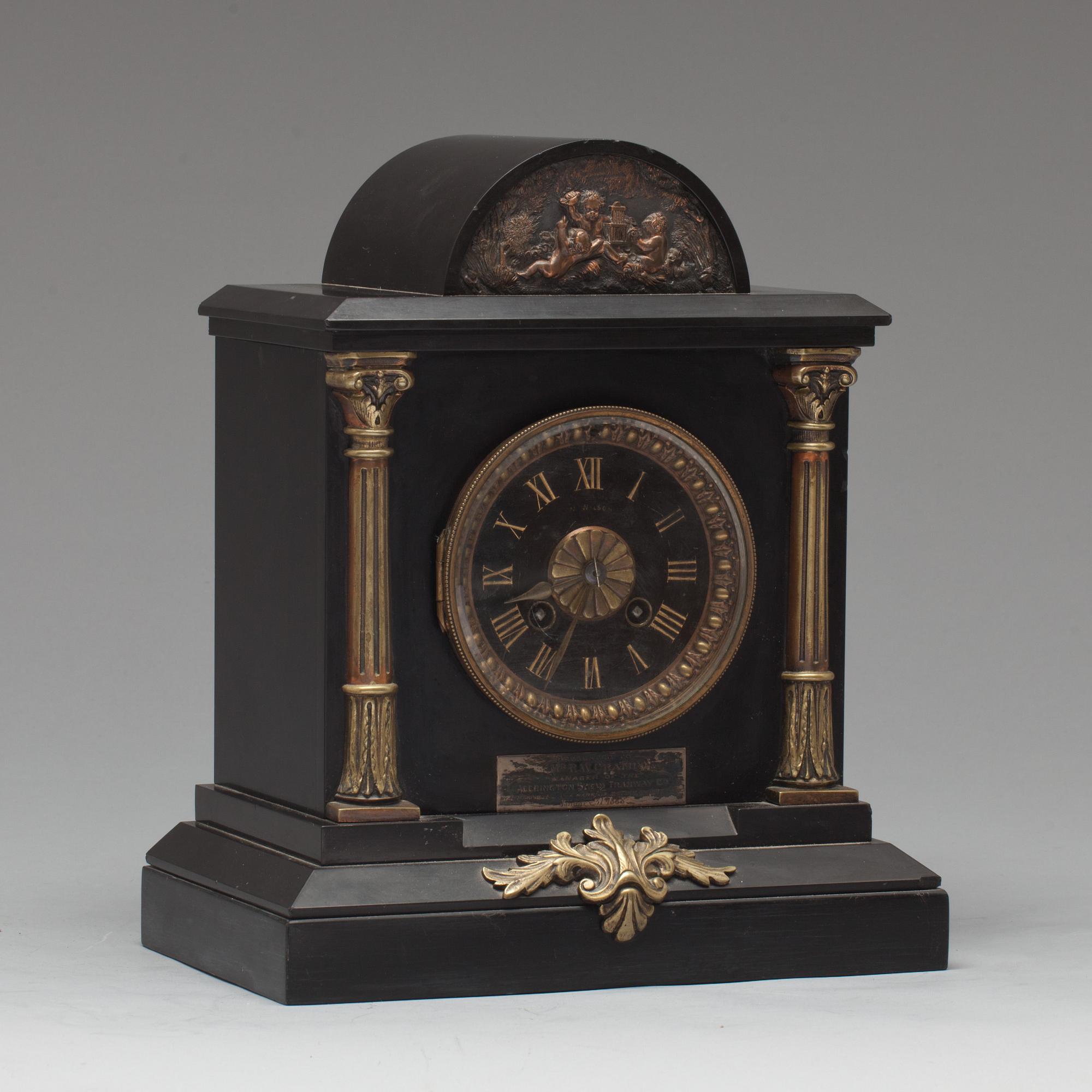 BORDSPENDYL, 1900-talets första hälft.