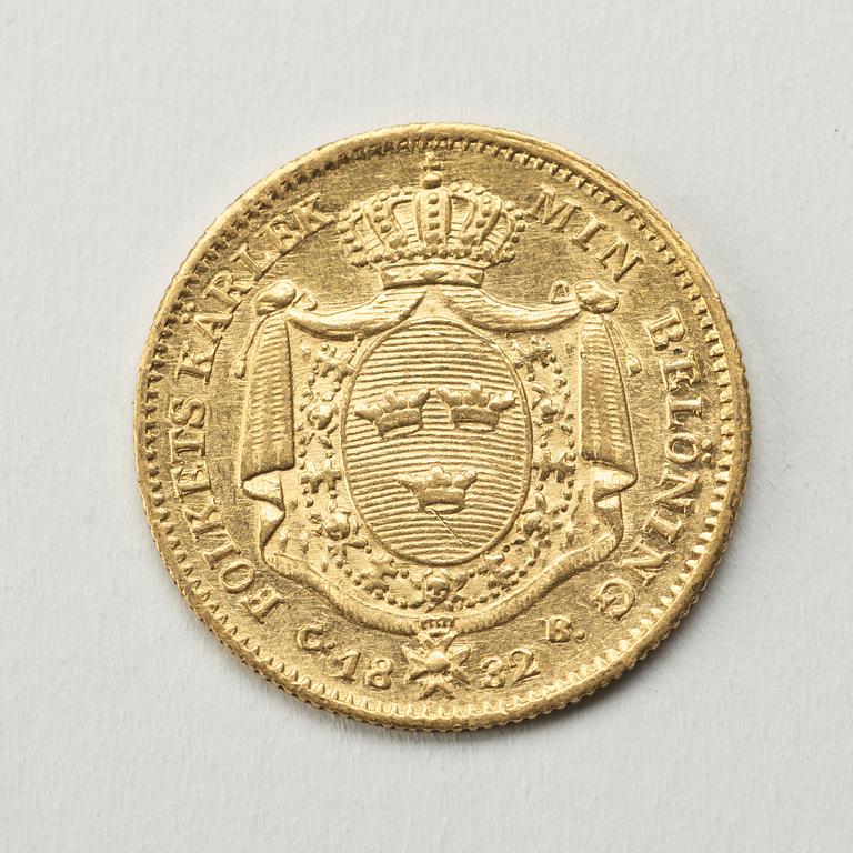 A gold 1 ducat coin Karl XIV Johan of Sweden, 1832.