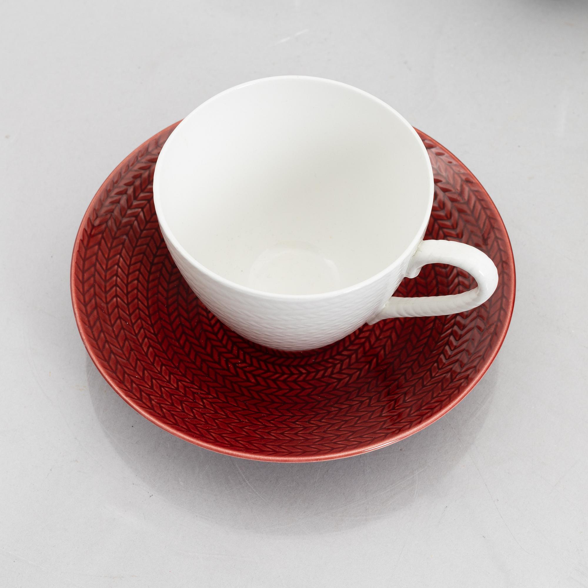Hertha Bengtson, a 17-piece "Blå Eld" tea service, Rörstrand, Sweden.