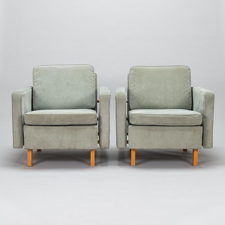 Alvar Aalto, fåtöljer,ett par, modell RB 511 Artek 1960-tal.