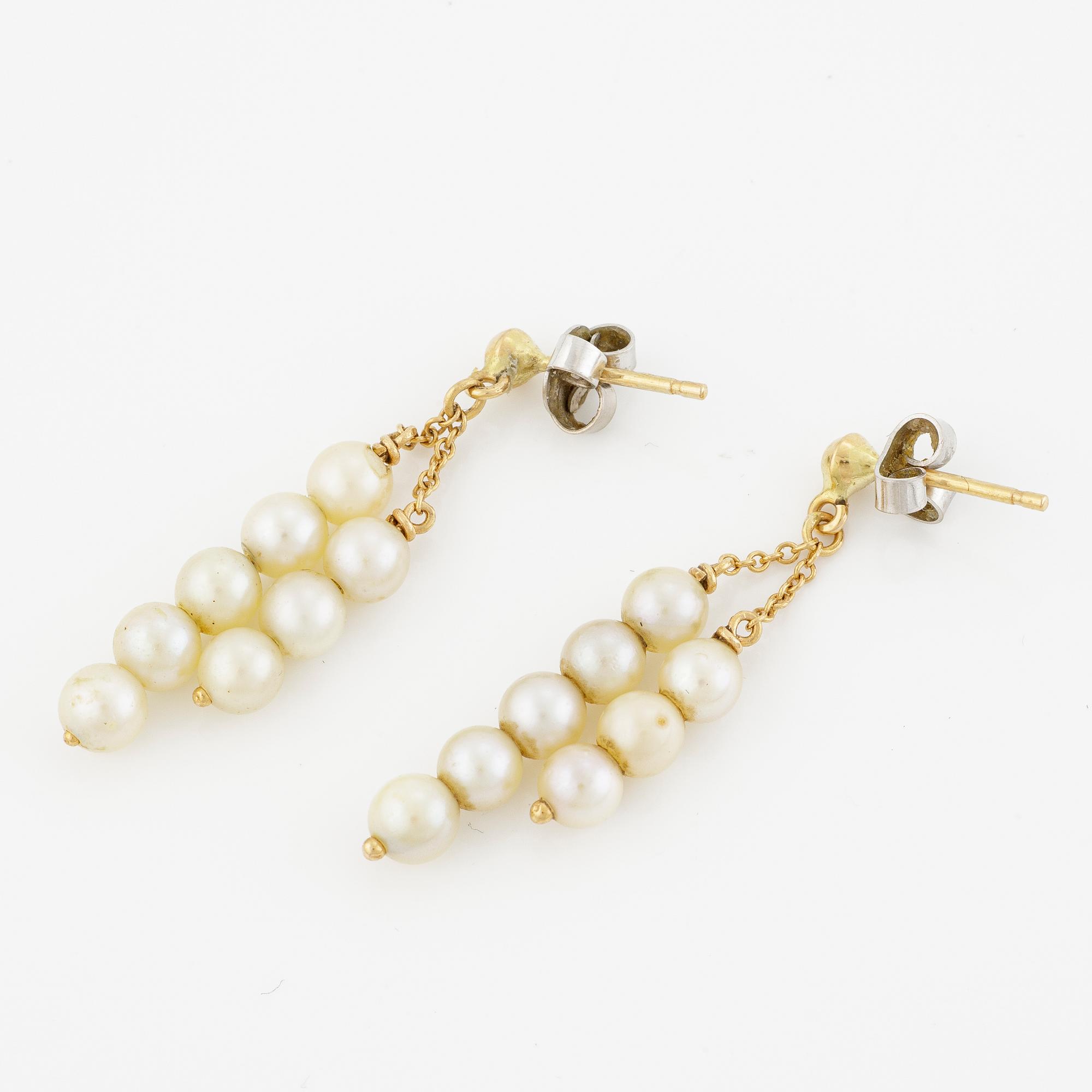 Earrings, a pair, 18K gold with pearls.