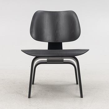 Charles & Ray Eames, a "LCW Lounge" chair, Vitra.