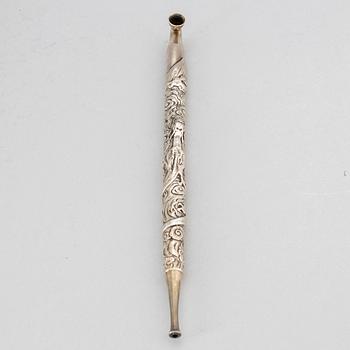 A Japanese silver opium pipe, Meiji period (1868-1912).