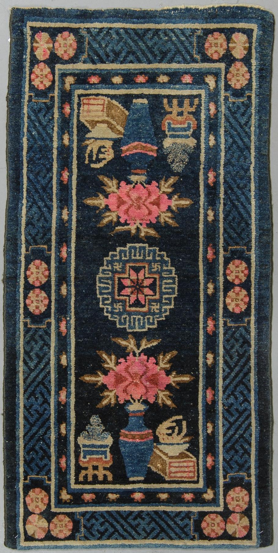 A rug, semi-antique, Baotou, ca 129 x 66 cm.
