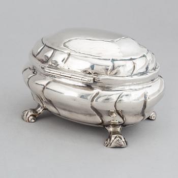 A Swedish 18th century silver box, mark of Andreas Cron, Malmo 1755.