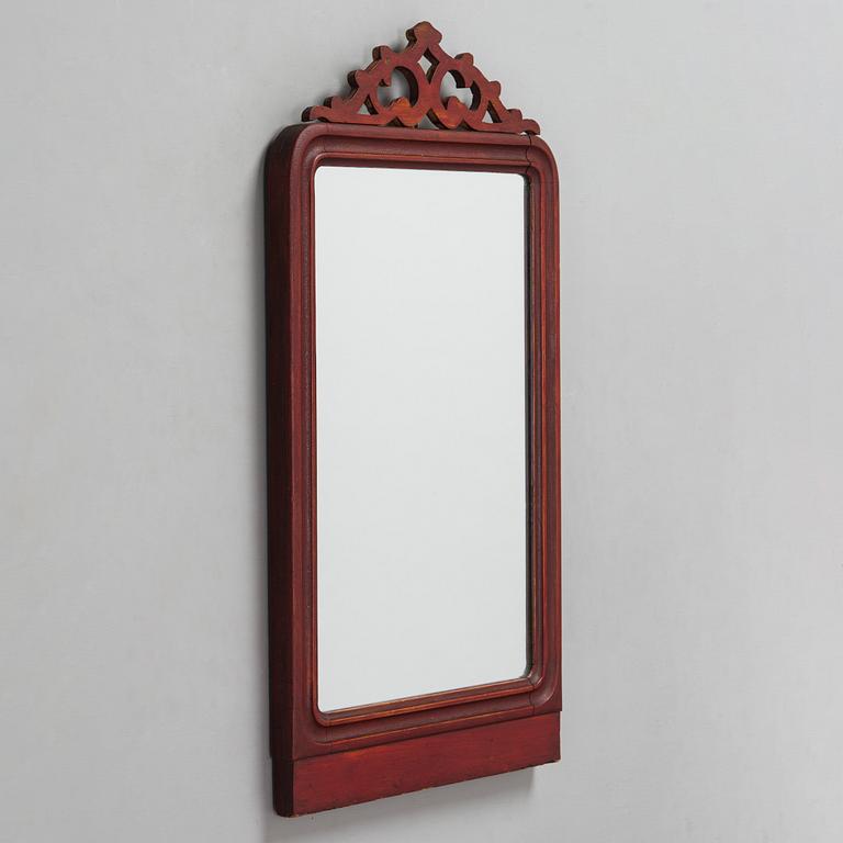 A Finnish mirror from the second half of the 19th century.