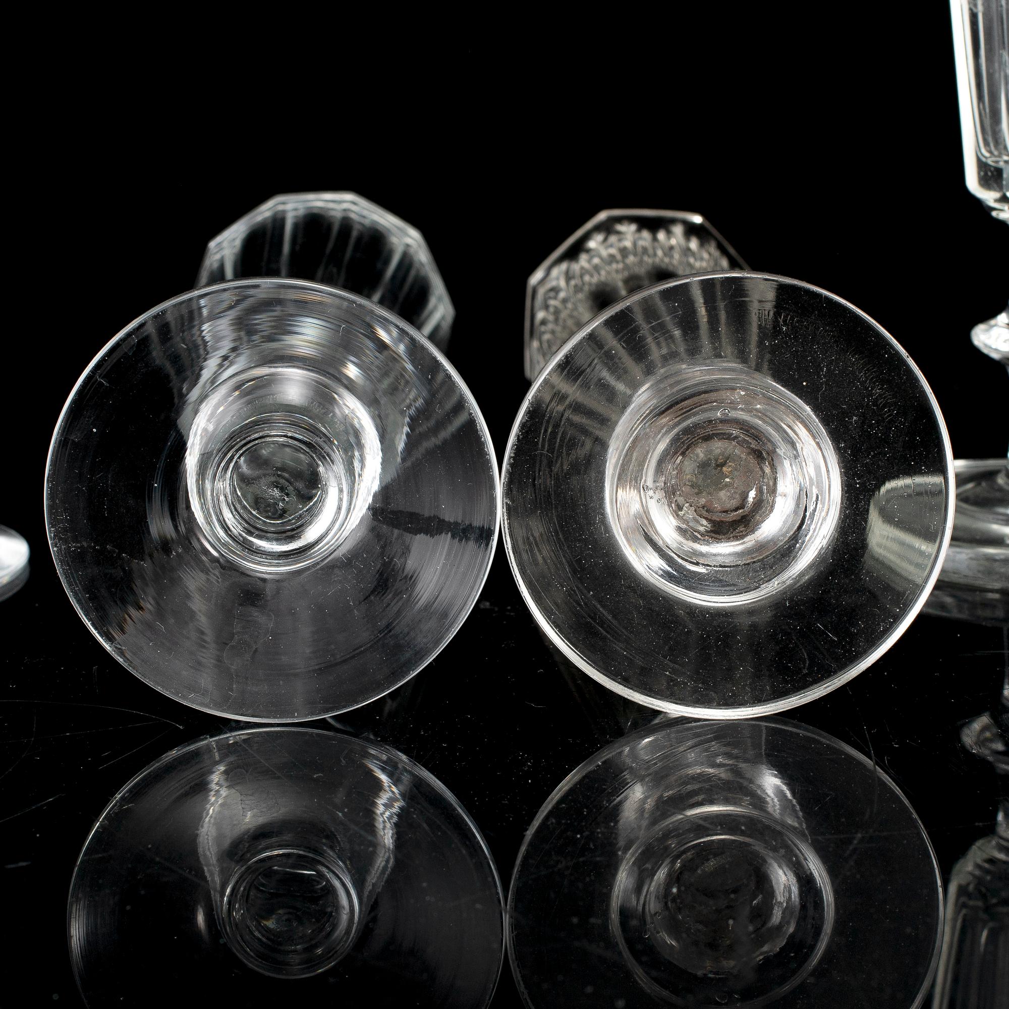 Six champagne glasses, 19th century.