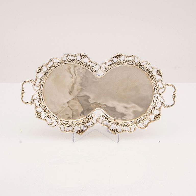 A Swdish 20th century sugar and cream set 4 pieces silver 1950s, weight total 414 grams.