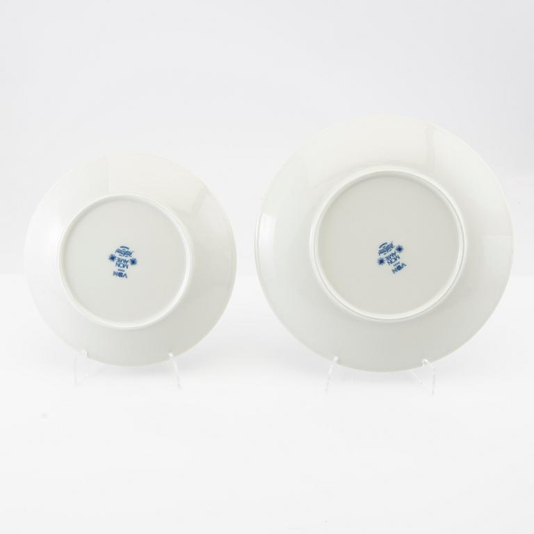 Marianne Westman, Servis  ca 42 dlr "Mon Amie" Rörstrand sent 1900-ta/2000-tal porslin.