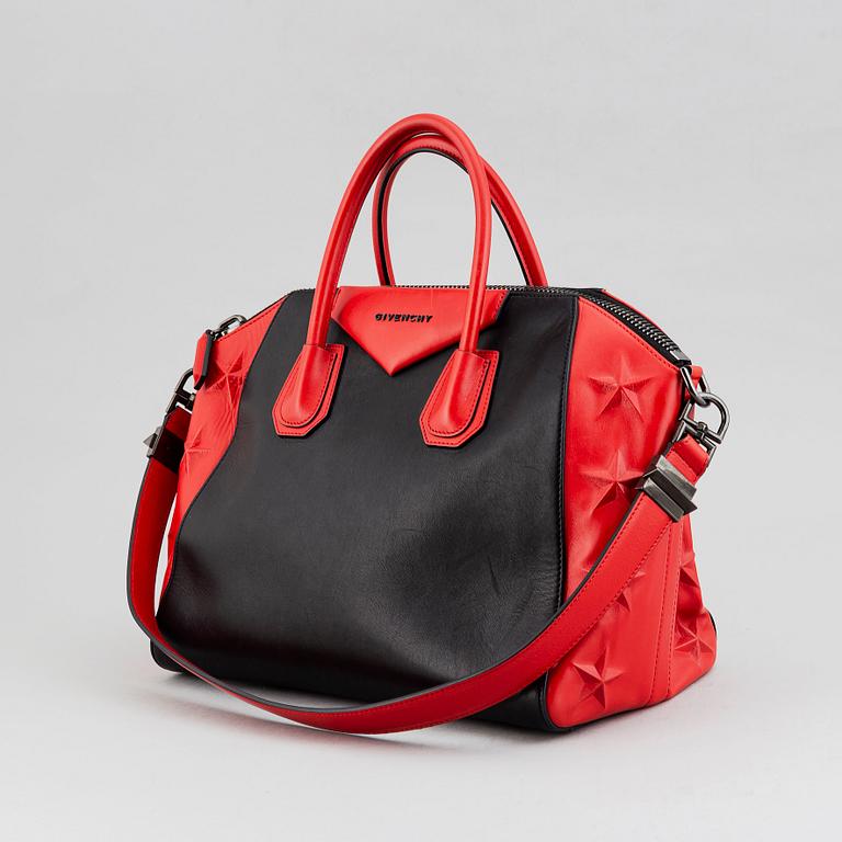 Givenchy, a black and red leather 'Antigona' handbag.