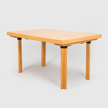 Alvar Aalto, Ruokapöytä, malli H92, Artek.