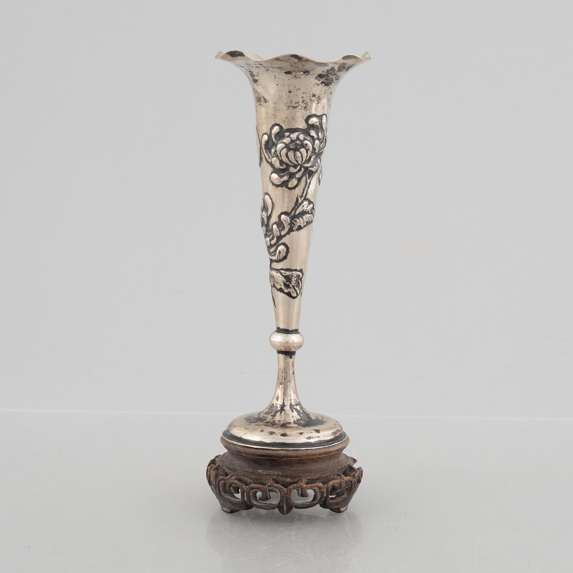 A Chinese silver vase, around 1900.