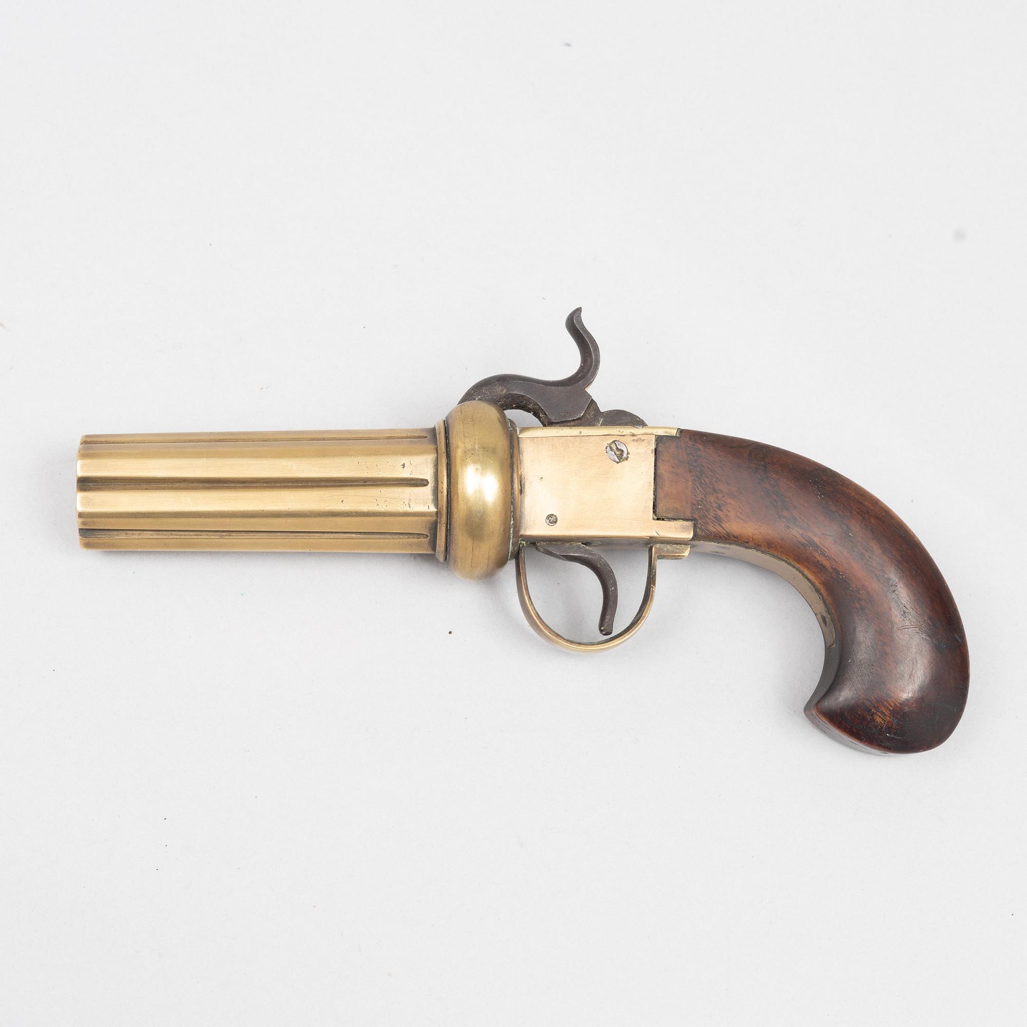 Slaglåsrevolver, svensk, 1800-talets andra hälft.