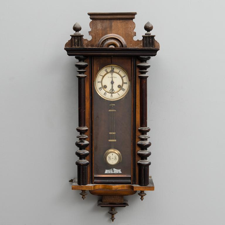 A WALL CLOCK. Le Roy à Paris. Late 19th century.