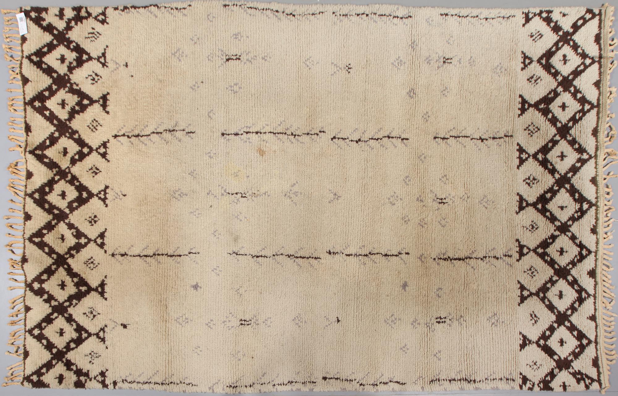 MATTA, flossa, 300 x 198 cm, omkring 1900-talets mitt.