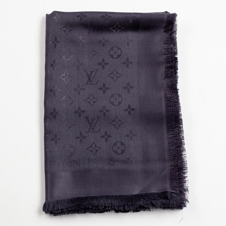 Louis Vuitton, a shawl.