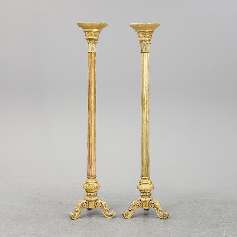 GUERIDONER, ett par, 1800-tal.
