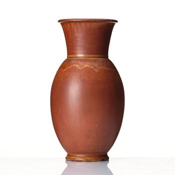 Erich & Ingrid Triller, a stoneware vase, Tobo, Sweden.