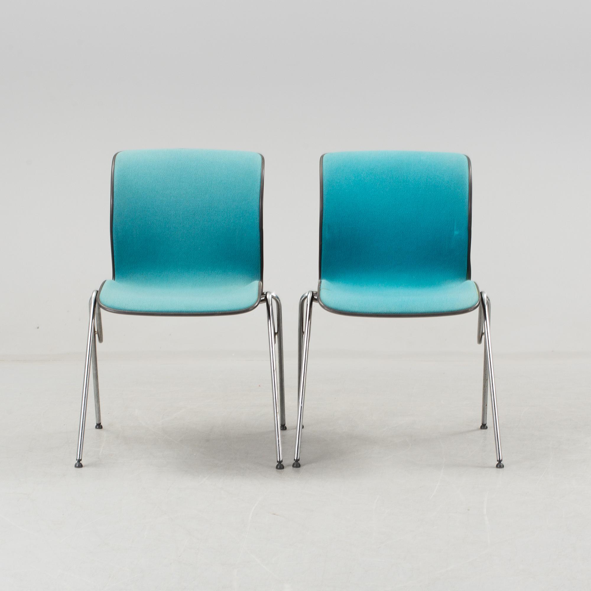 ALFRED HOMANN,"Ensemble" a pair of chairs, Fritz Hansen 1992.