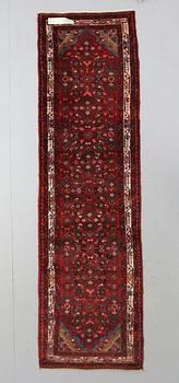 GALLERIMATTA, orientalisk. 295 x 82 cm.