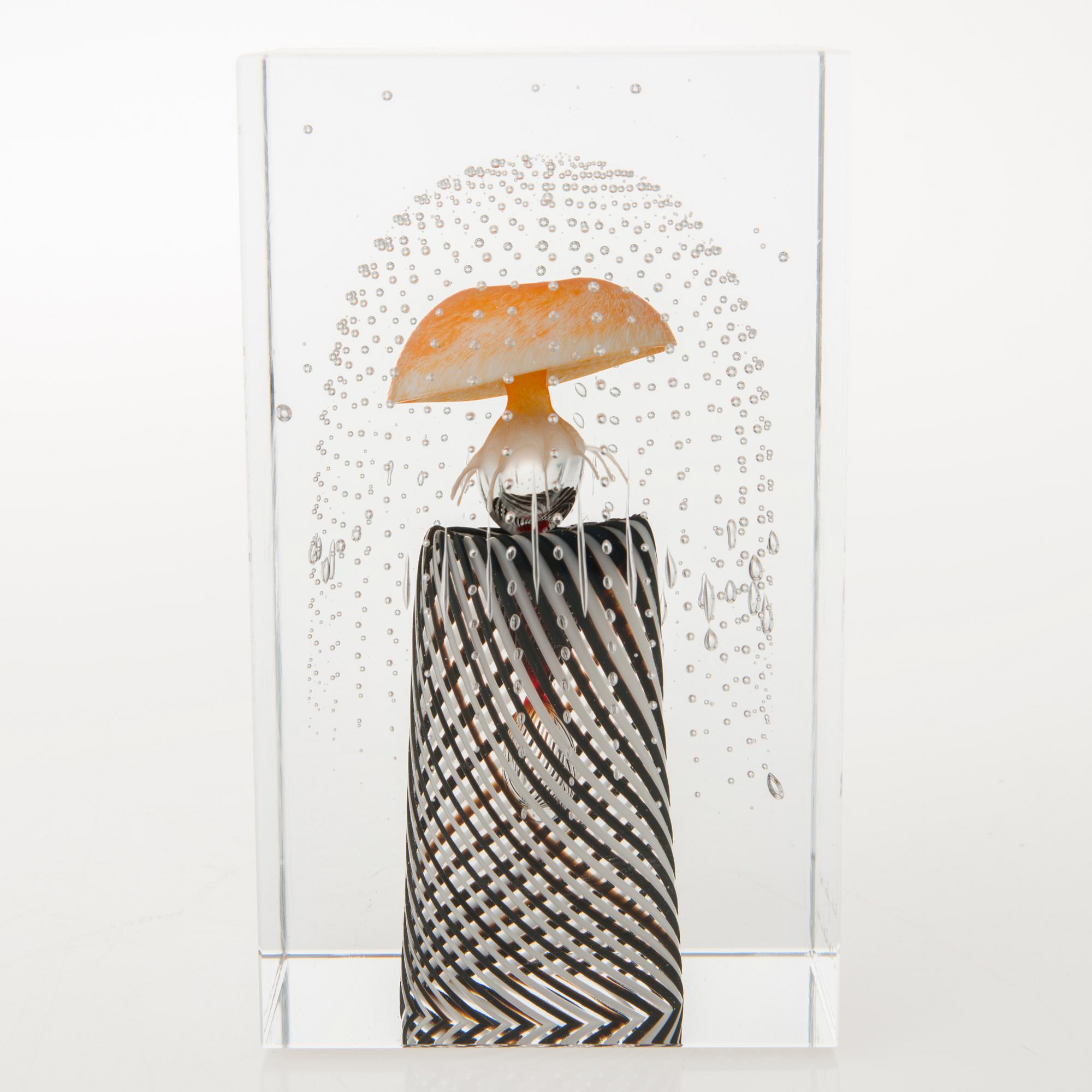 OIVA TOIKKA, JUBILEE CUBE, 'Sateen jälkeen' signed Oiva Toikka Nuutajärvi 2006 numbered 41/100.