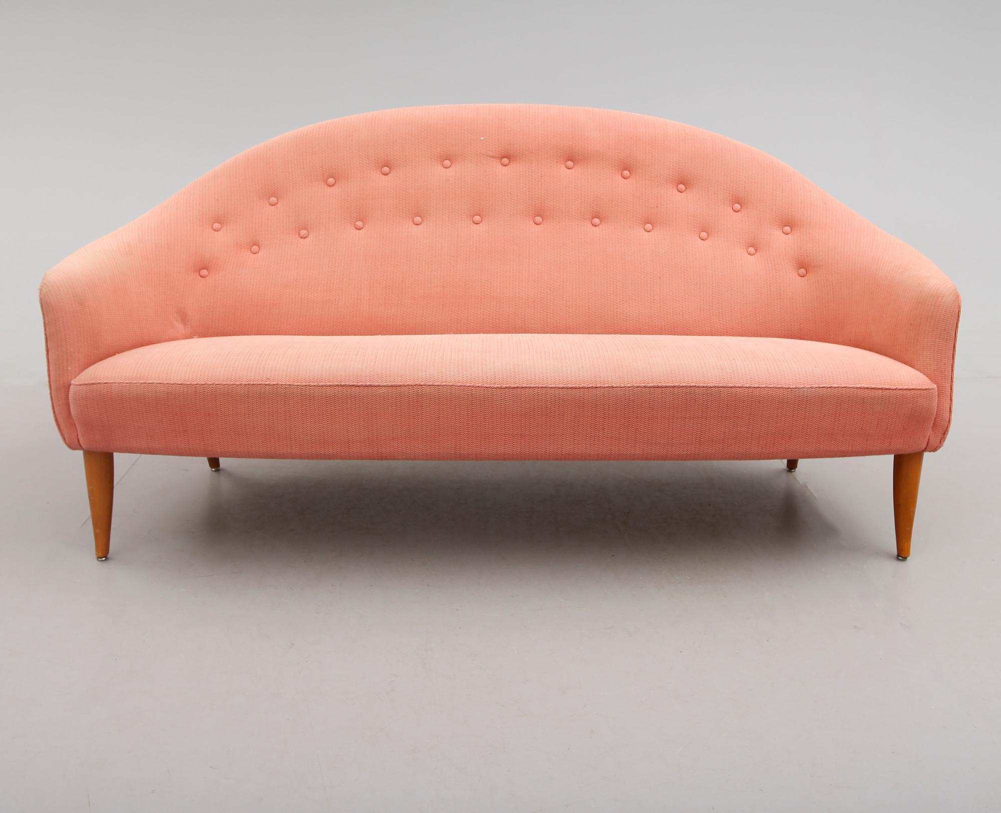 SOFFA, "Paradiset", Kerstin Hörlin-Holmquist ur NK's Trivaserie, 1900-talets andra hälft.