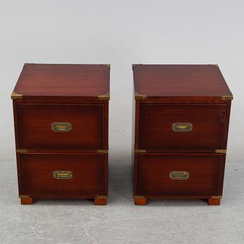 A pair of mahogany bedside tables, England second half of the 20th century.