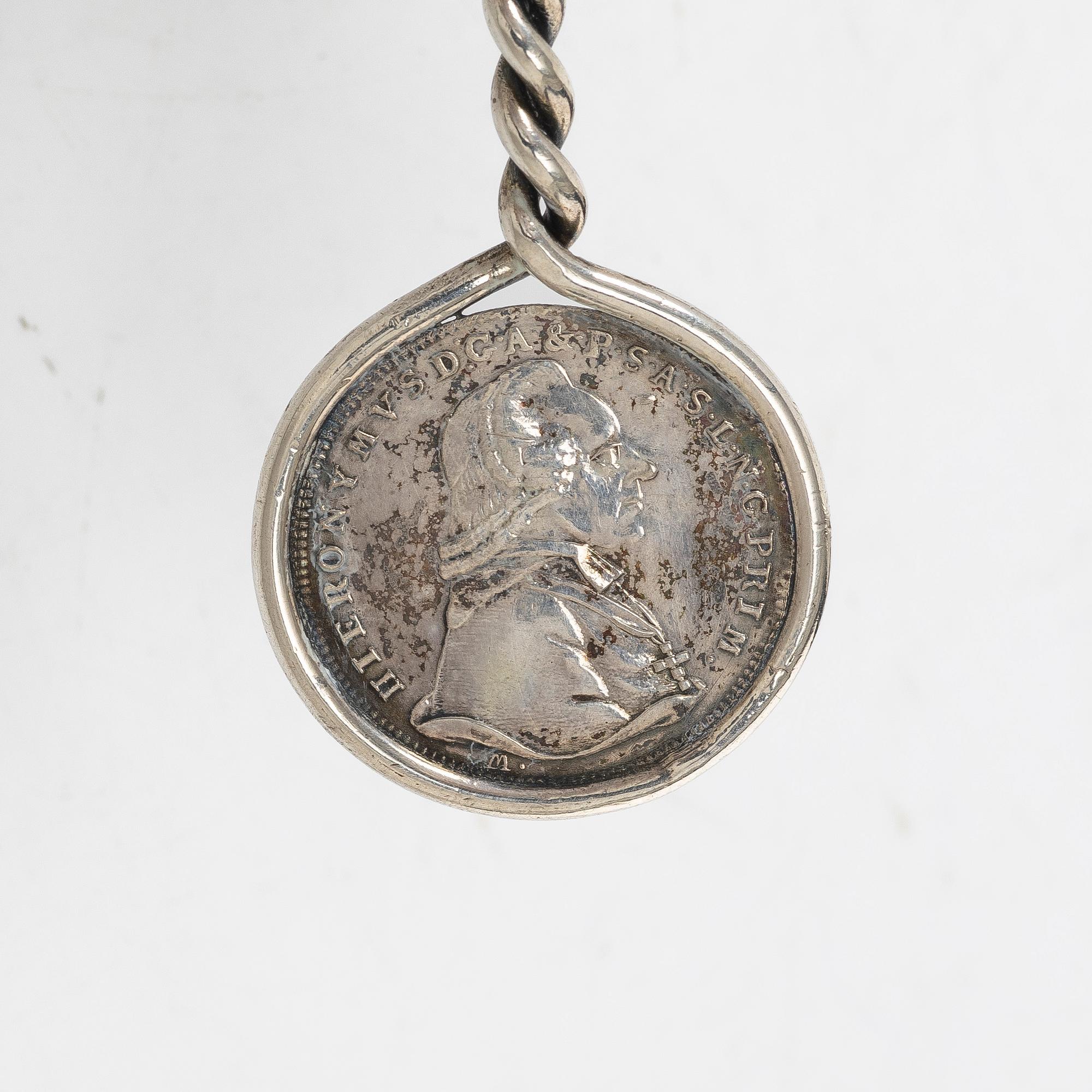 Table accessories, 7 pieces, silver, including Denmark 1880s.