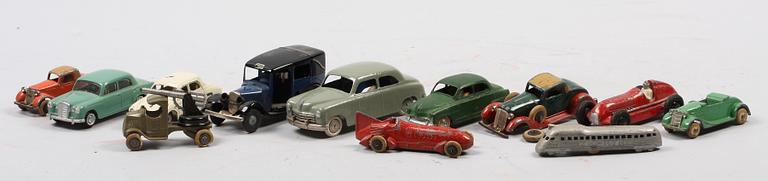 PARTI LEKSAKER. Metall.