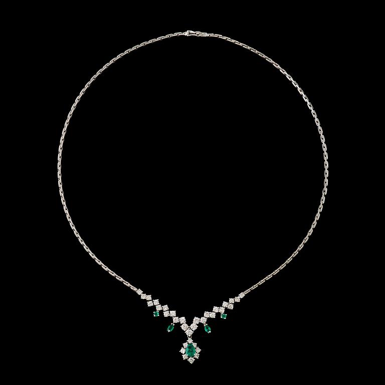 An emerald and brilliant cut diamond necklace. Total carat weight of diamonds circa 2.50 cts.