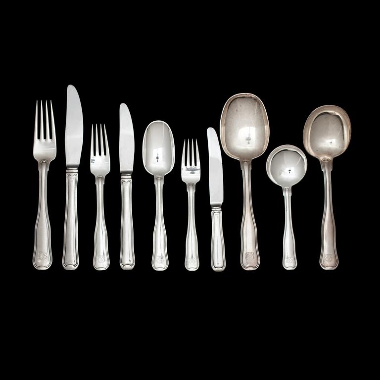 A Harald Nielsen set of 148 pcs of 'Old Danish' flatware, Georg Jensen, Copenhagen 1945-77.