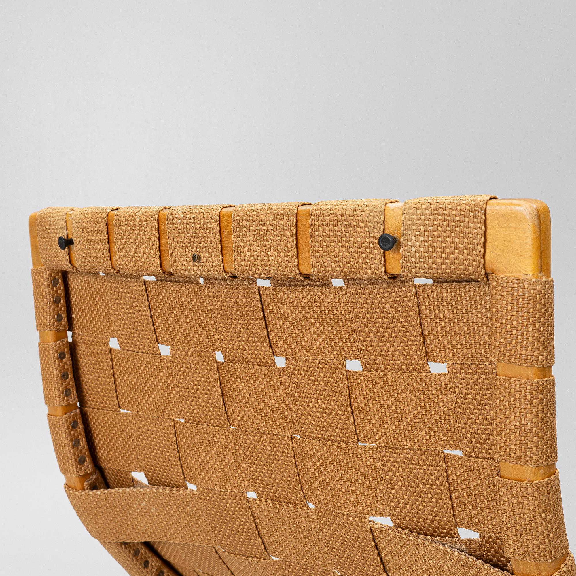 Bruno Mathsson, Armchair, 'Pernilla', Firma Karl Mahtsson, Värnamo, 1944.