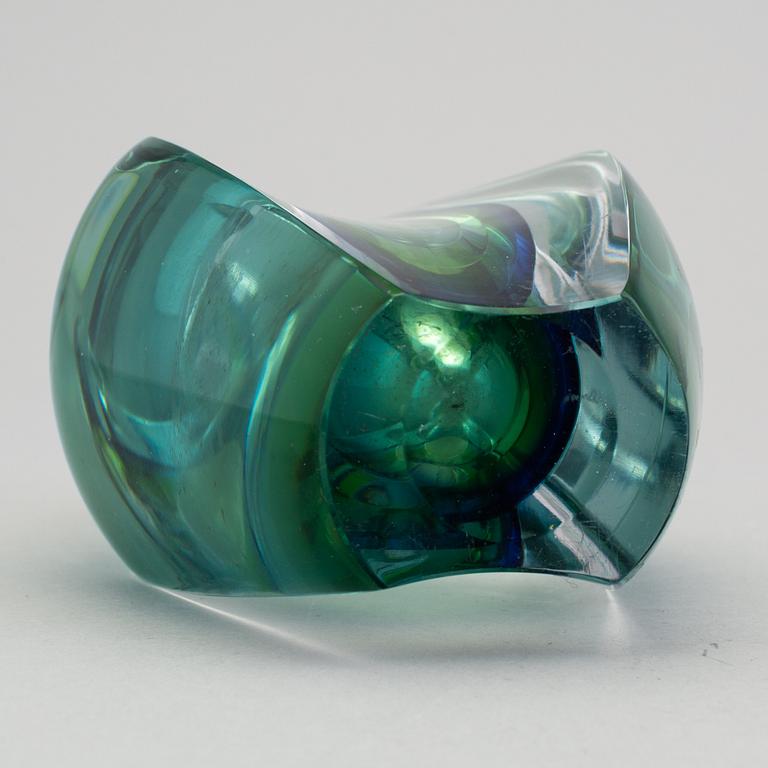 MONA MORALES-SCHILDT, glass vase, "Ventana", Kosta, ca 1960.