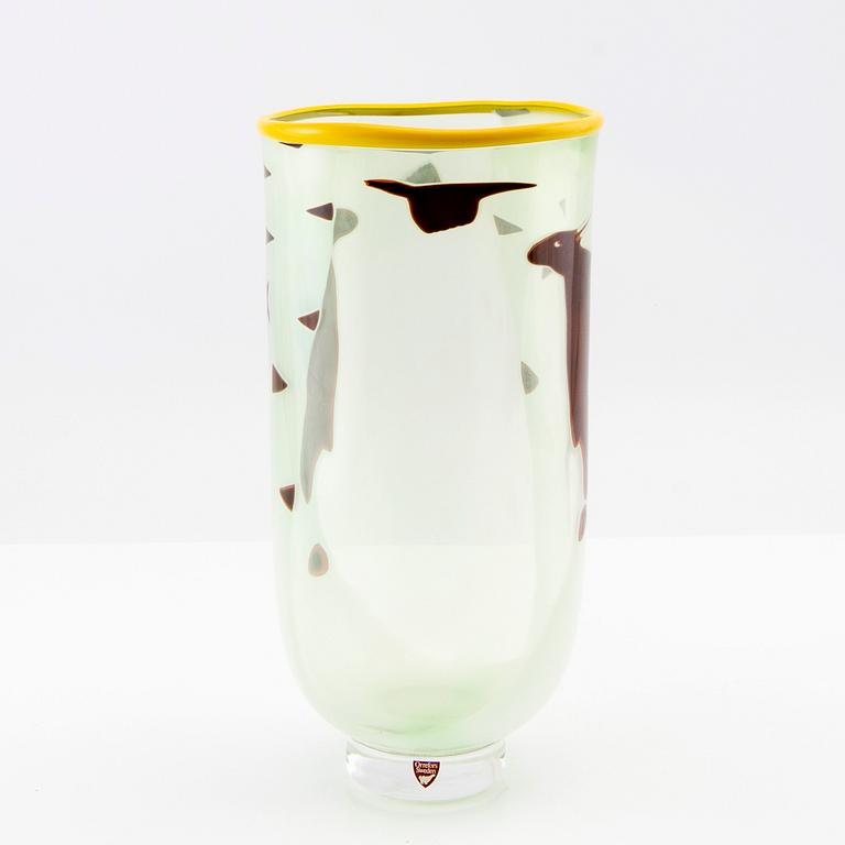 Erika Lagerbielke, vase signed and dated Orrefors 89.