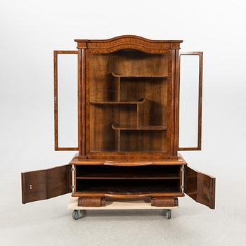 Display cabinet Art Deco first half of the 20th century.