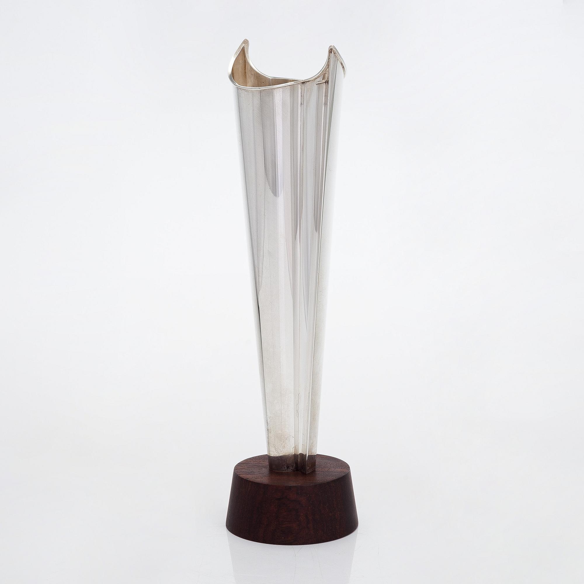 Tapio Wirkkala, vas, silver och palisander, TW 228, "Liekki" (Flamma), Kultakeskus, Tavastehus  1962.
