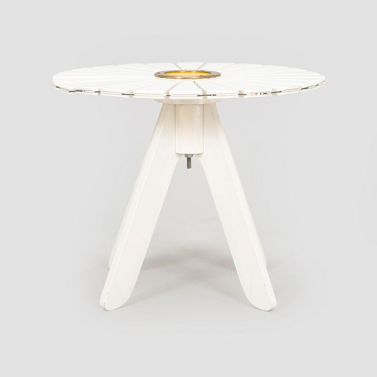 Alvar & Aino Aalto, trädgårdsbord, "Aurinko-serien" för Artek 1960/70-tal.