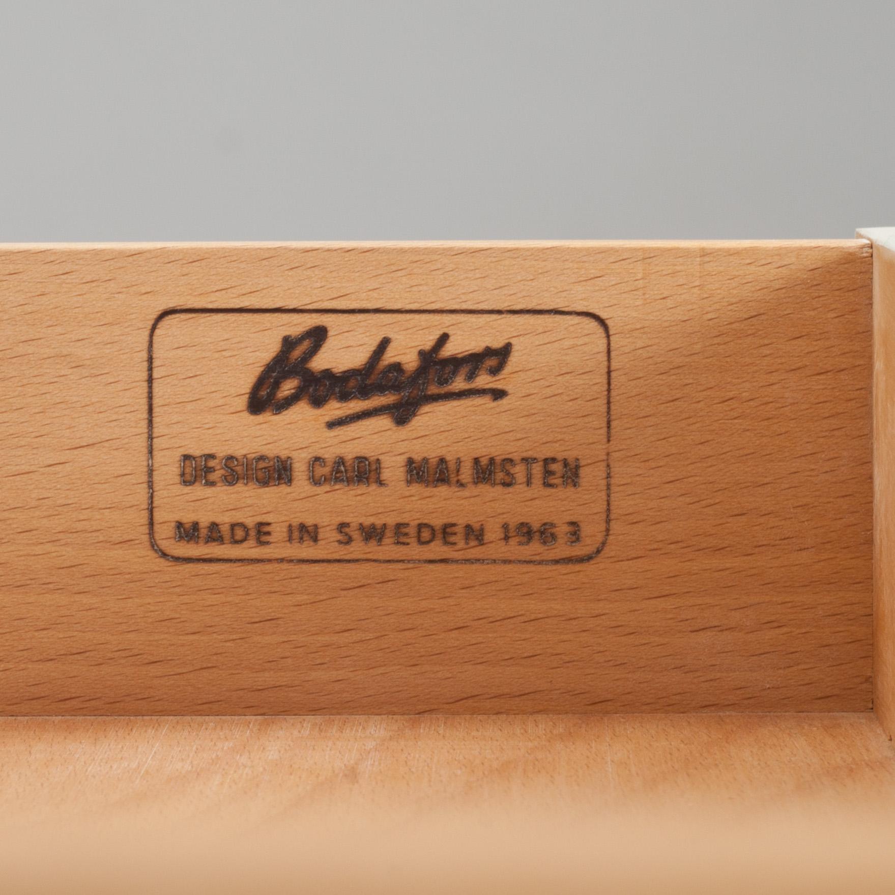 SKÅP. "Herrgården", Carl Malmsten för Bodafors. 1963.