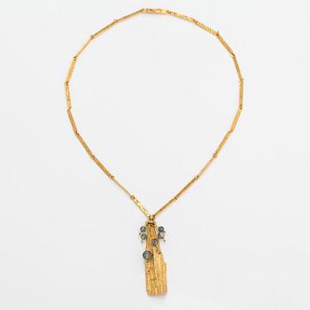 Björn Weckström, A 14K gold necklace "Golden tree" with mossagates. Lapponia 1970.