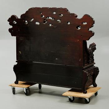 A Japanse sofa, 19th/first half of the 20th century.