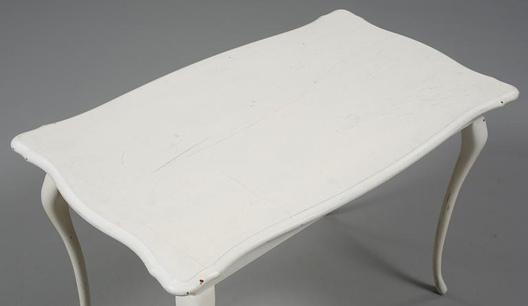 SIDOBORD, rokokostil, omkring 1900-talets mitt.