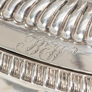 Hyam Hyams, skrin med lock, silver, London, England 1821-1822.