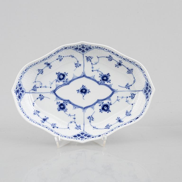 A set of 29 pieces coffee service, porcelain, "Musselmalet", Royal Copenhagen.