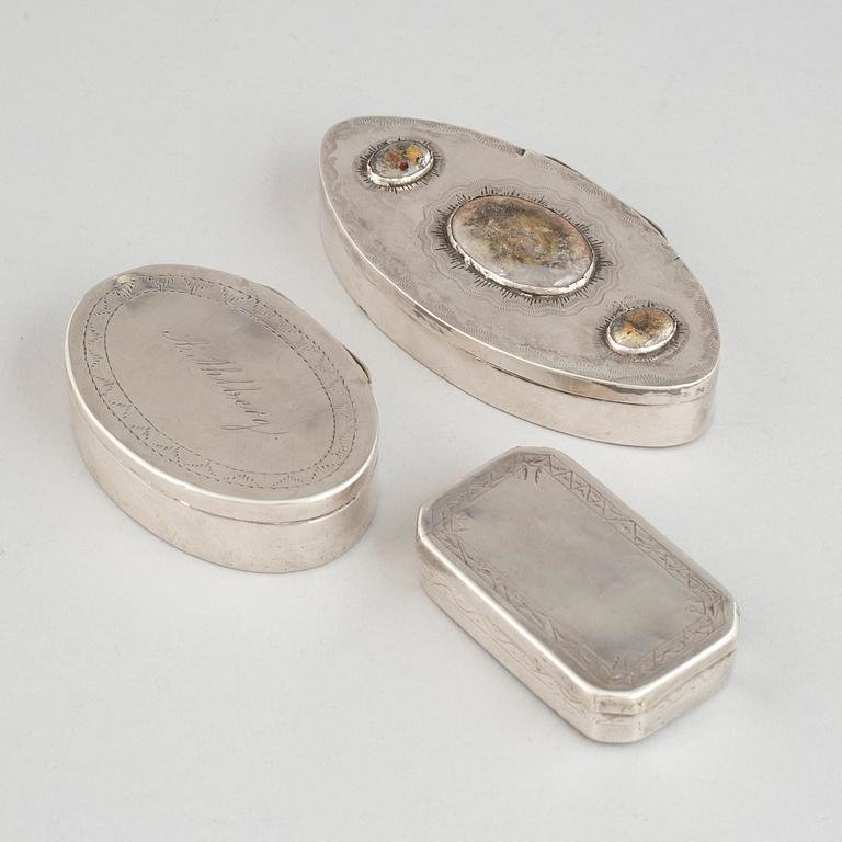 Three Swedish silver snuff boxes, 19th century.