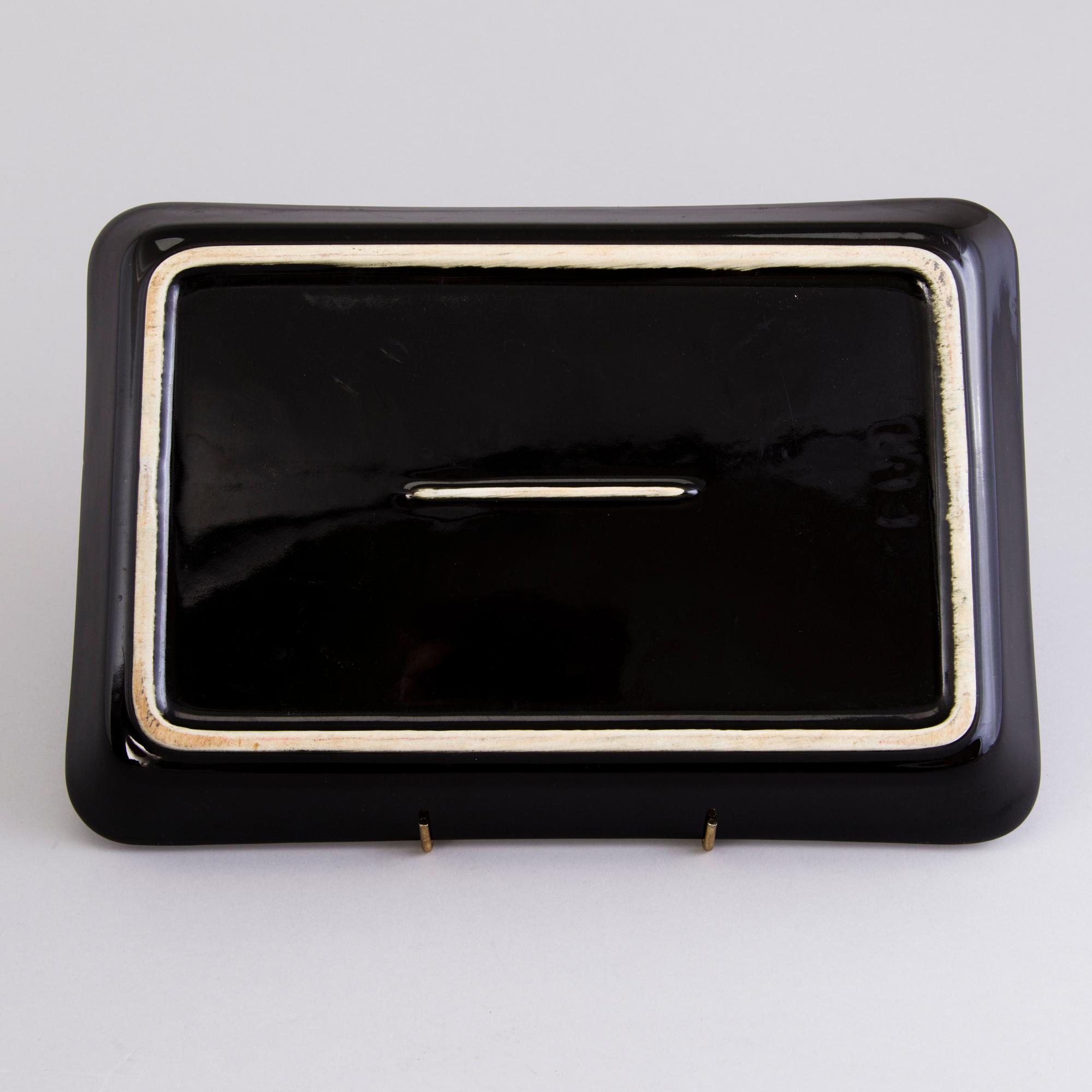 KAJ FRANCK, A 67-piece SET OF KILTA / TEEMA FAYENCE / PORCELAIN by Arabia.