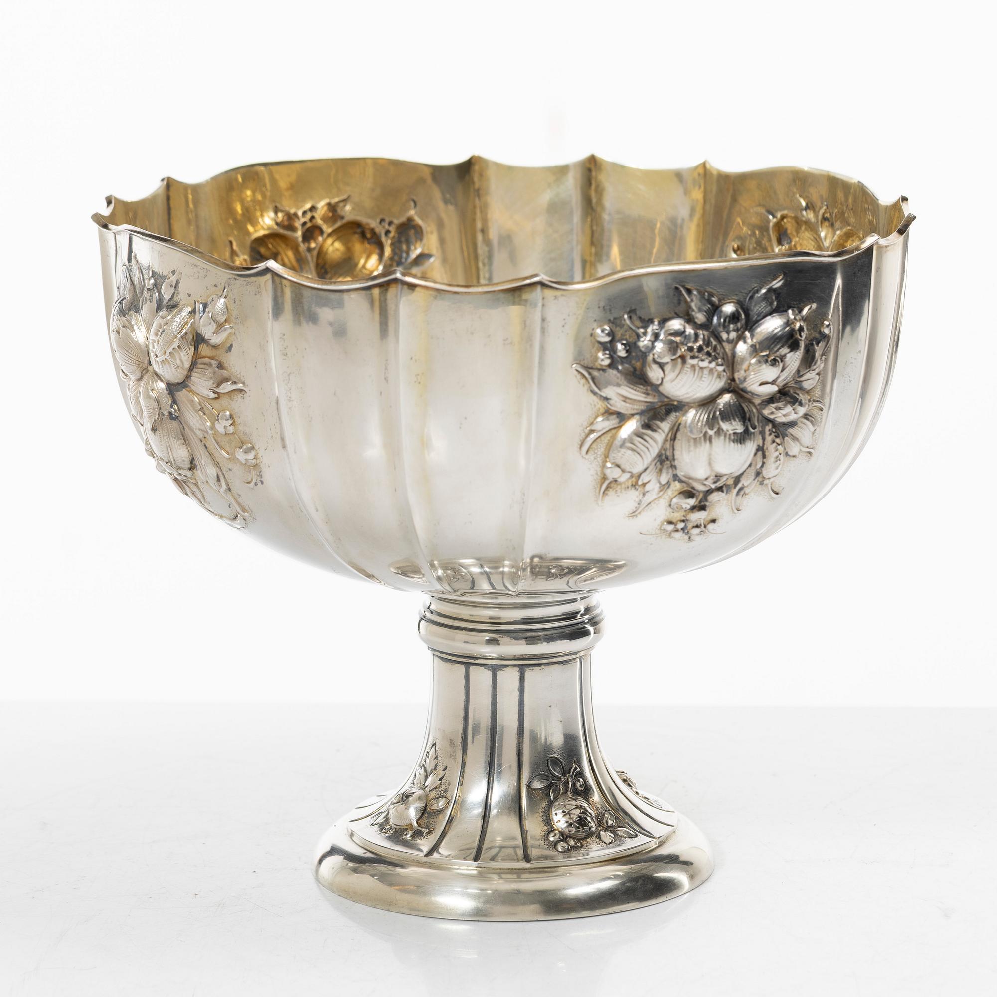 A silver punch-bowl on foot, Swedish import marks company Ragnar Ericson, Malmö 1939.